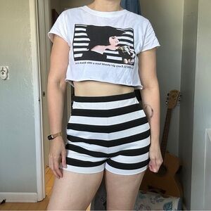 3/$20 Vintage Express Shorts, black and white stripe, size 2